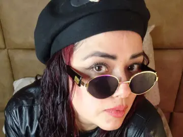 BayoliOsloni  live sex cam