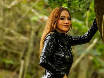 DayanaMoss  live sex cam