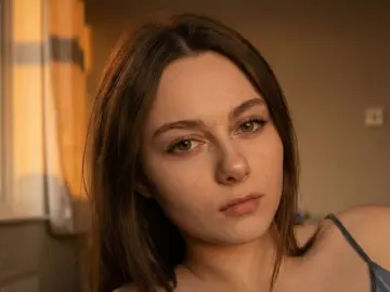 MireyaElowen  live sex cam