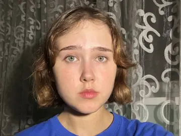 MariaSavastru  live sex cam