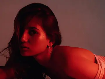 AsyaBrooks  live sex cam