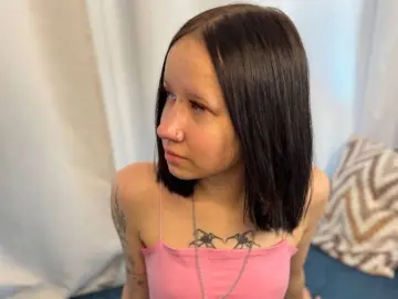 CorneliaHoght  live sex cam