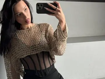 ChloeLefevre  live sex cam