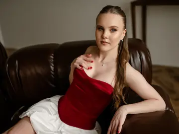 LiliLohan  live sex cam