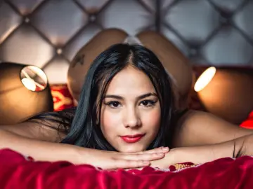 SophiaHiggins  live sex cam