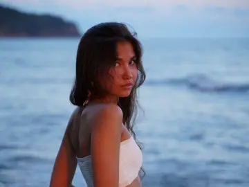 KimberllyWilson  live sex cam