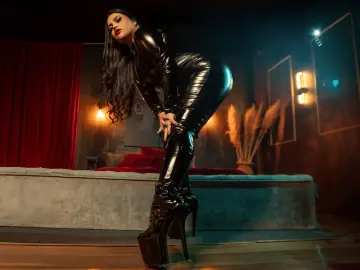 MaeveBorch  live sex cam