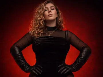 AlessandraRio  live sex cam