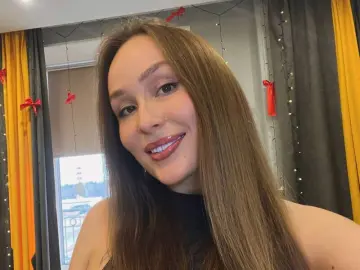 EmelyKovalski  live sex cam