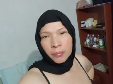 LunaPhasiones  live sex cam