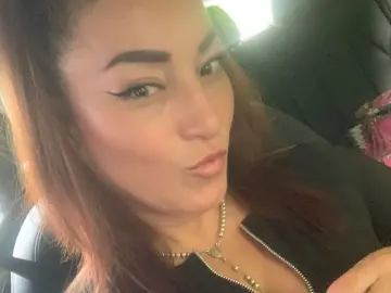 AlisonMeyers  live sex cam