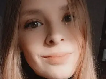 DoreneSiminski  live sex cam