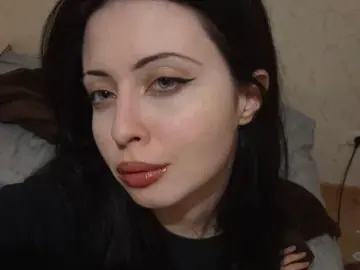 YunaRass  live sex cam