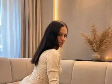 AishaDarki  live sex cam