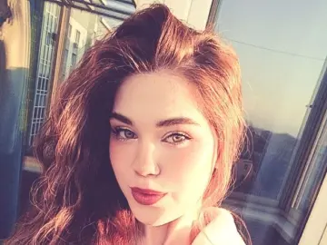 EleonorCancio  live sex cam