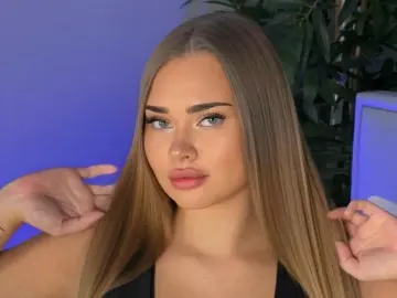 MilaRaven  live sex cam