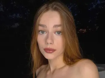EmilliaFox  live sex cam