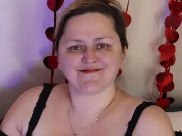 ScarlettHines  live sex cam