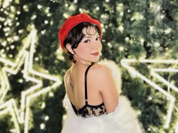 ElizabethThaylor  live sex cam