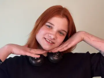 ChiaPreuitt  live sex cam