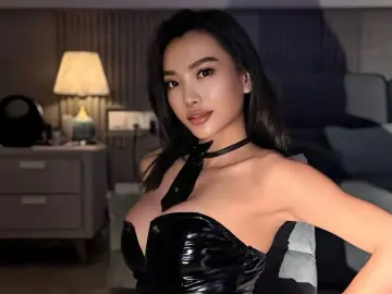 ErzabelLew  live sex cam