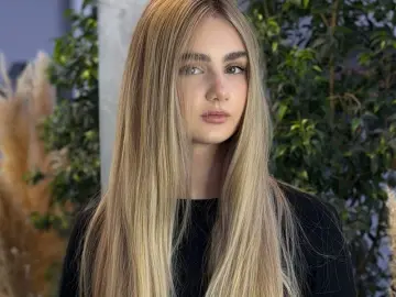 JewellTrojecki  live sex cam