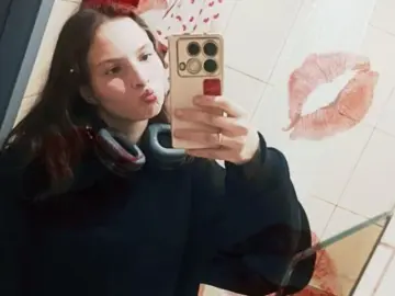 MarkizaKorsmeyer  live sex cam