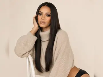 ScarlettSaenz  live sex cam