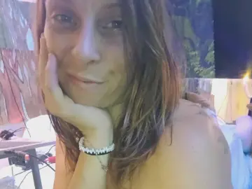 MollyDevine  live sex cam