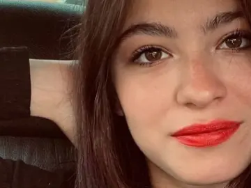 ClarisaVanderlip  live sex cam