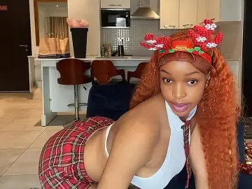 Skylerdavina  live sex cam