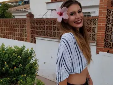 ZayraMyer  live sex cam