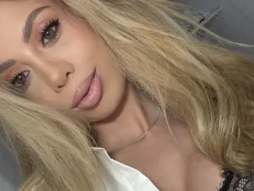 KaylaBens  live sex cam