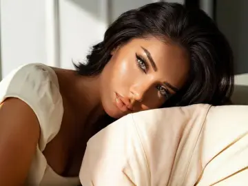 OliviaLordes  live sex cam