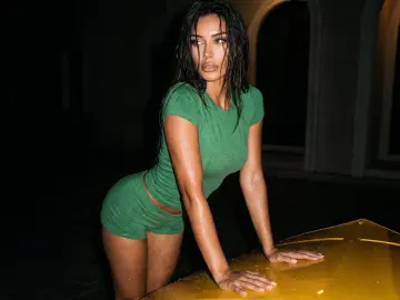 OliviaLordes  live sex cam