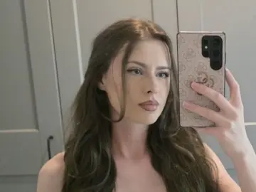 PearlClaire  live sex cam