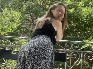 LeanaJoyce  live sex cam