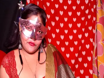 SelenaIndiana  live sex cam