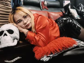 KaiserSarah  live sex cam