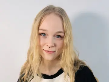 KamiMellema  live sex cam