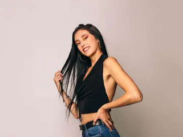 ZoeVenturi  live sex cam