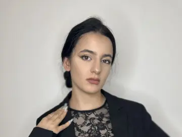 EliseDuddy  live sex cam