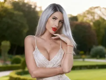 NadiaRossa  live sex cam