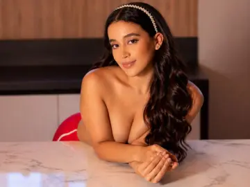 MarilynPritzker  live sex cam