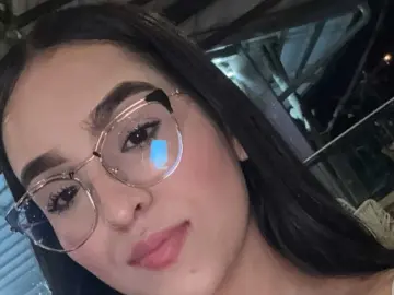 ValentinaSparks  live sex cam