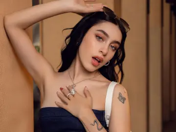 AliceBelov  live sex cam