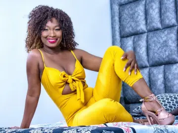 PearlBoller  live sex cam