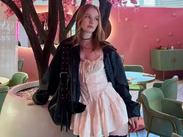 CandiFerretti  live sex cam