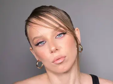 EvieBrens  live sex cam