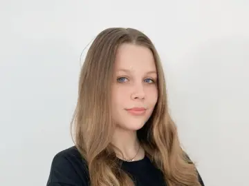 ChristianeSivie  live sex cam